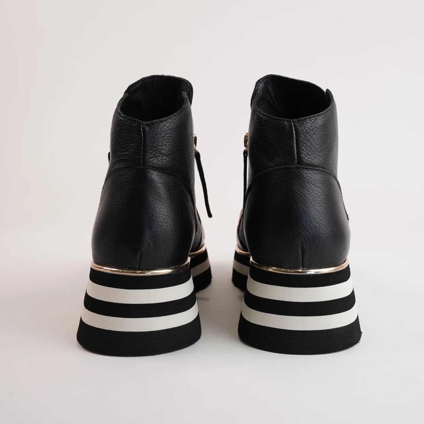 EVOL LEATHER WEDGE BOOT