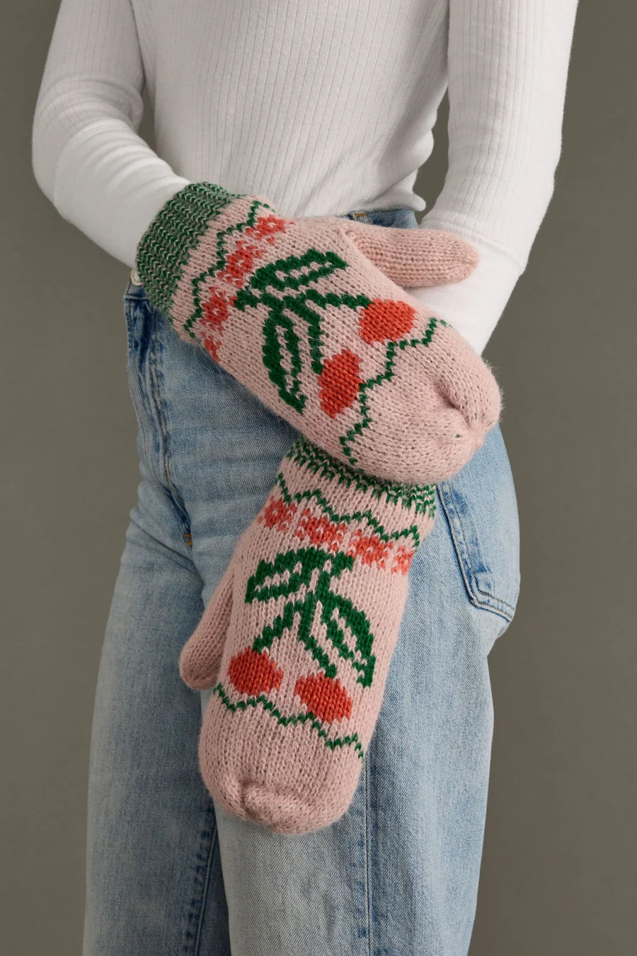 PATTERNED MITTS
