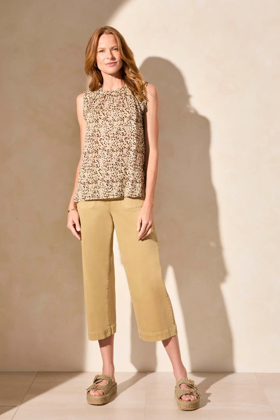 MILA SLV/LESS BLOUSE W/TRIM DETAILS 5399O