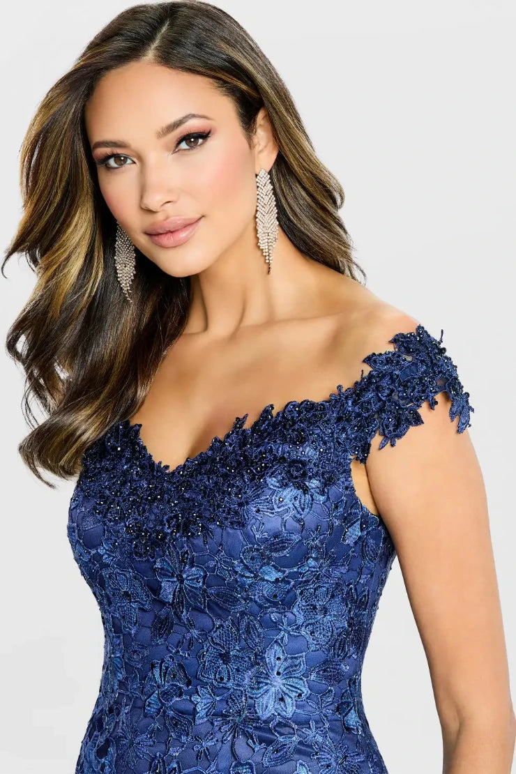 M507 MONTAGE LONG LACE GOWN