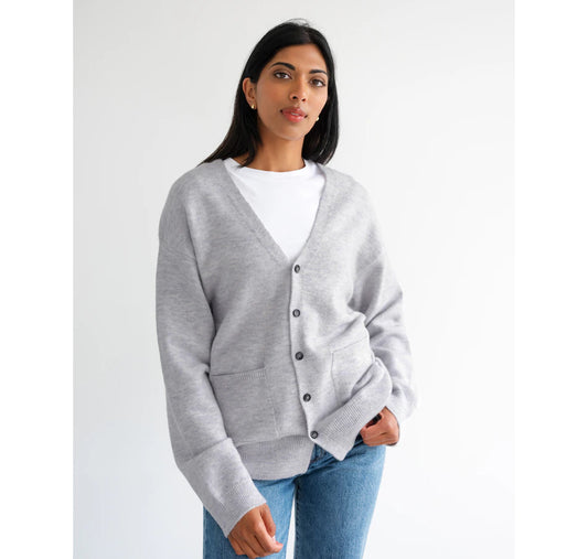 OVERSIZED GREY CARDIGAN