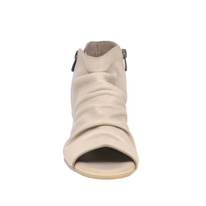 GIA-02 HEELED LEATHER SHOE