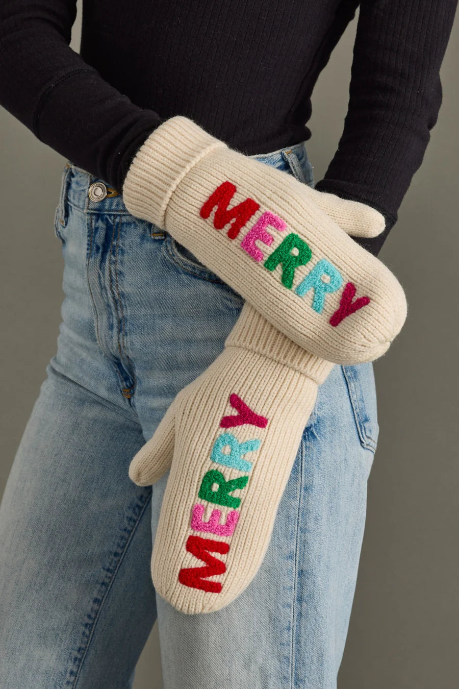 CHRISTMAS MITTENS