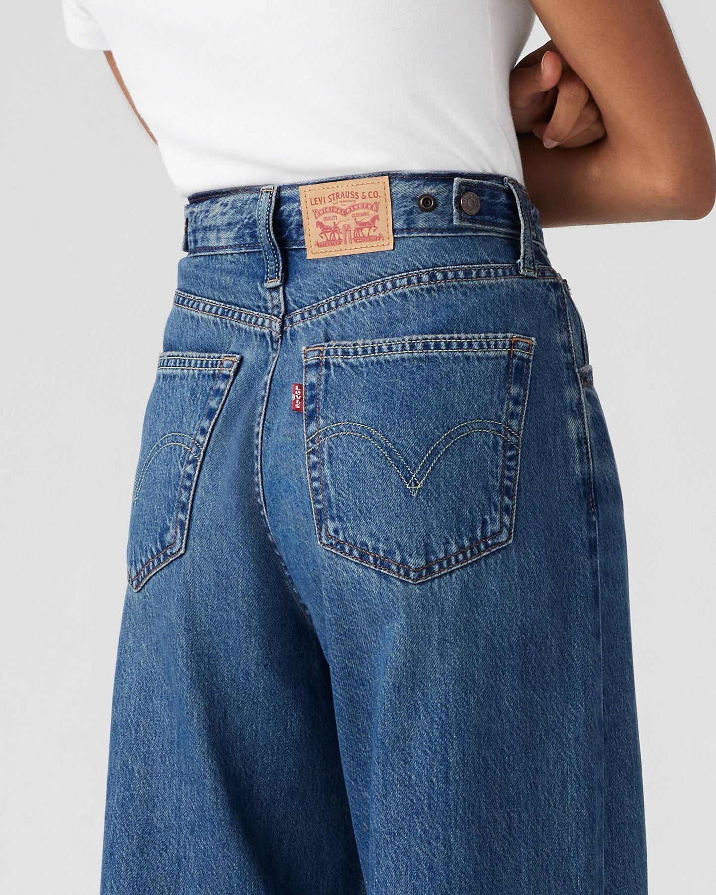 LEVIS CINCH BAGGY JEANS 001UP-0000