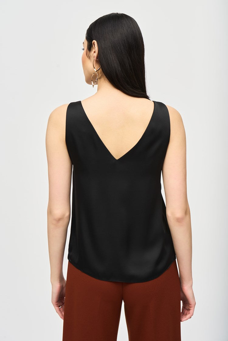 SATIN STRAIGHT SLEEVELESS TOP 243110