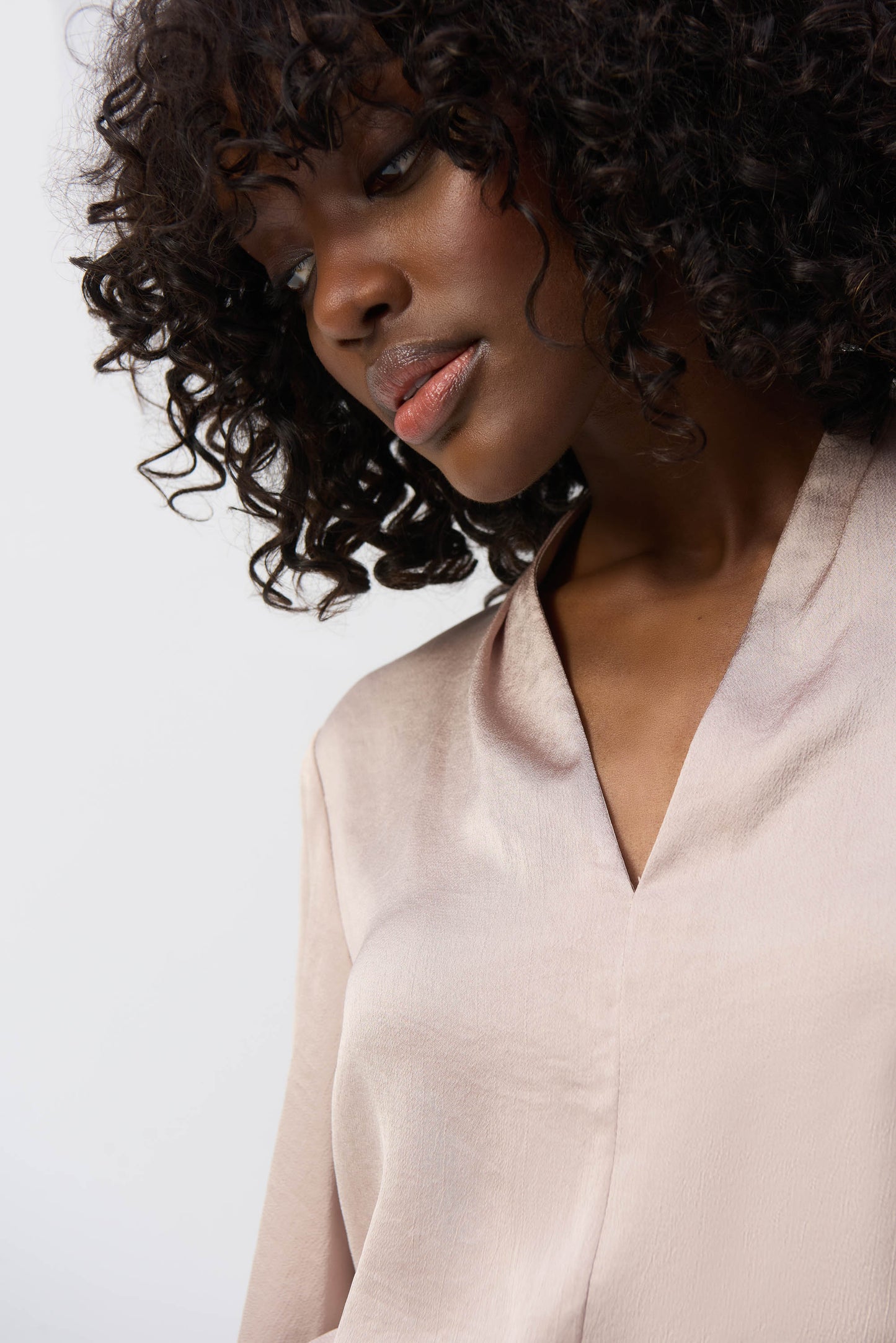 SATIN VNECK TOP WITH TIE FRONT 251253