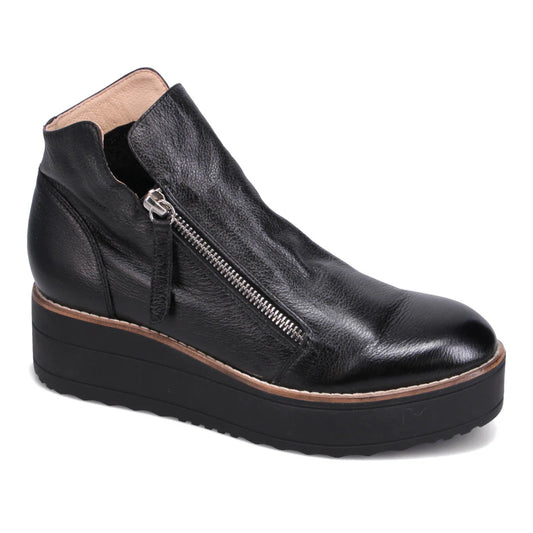 NENE WEDGE BOOT