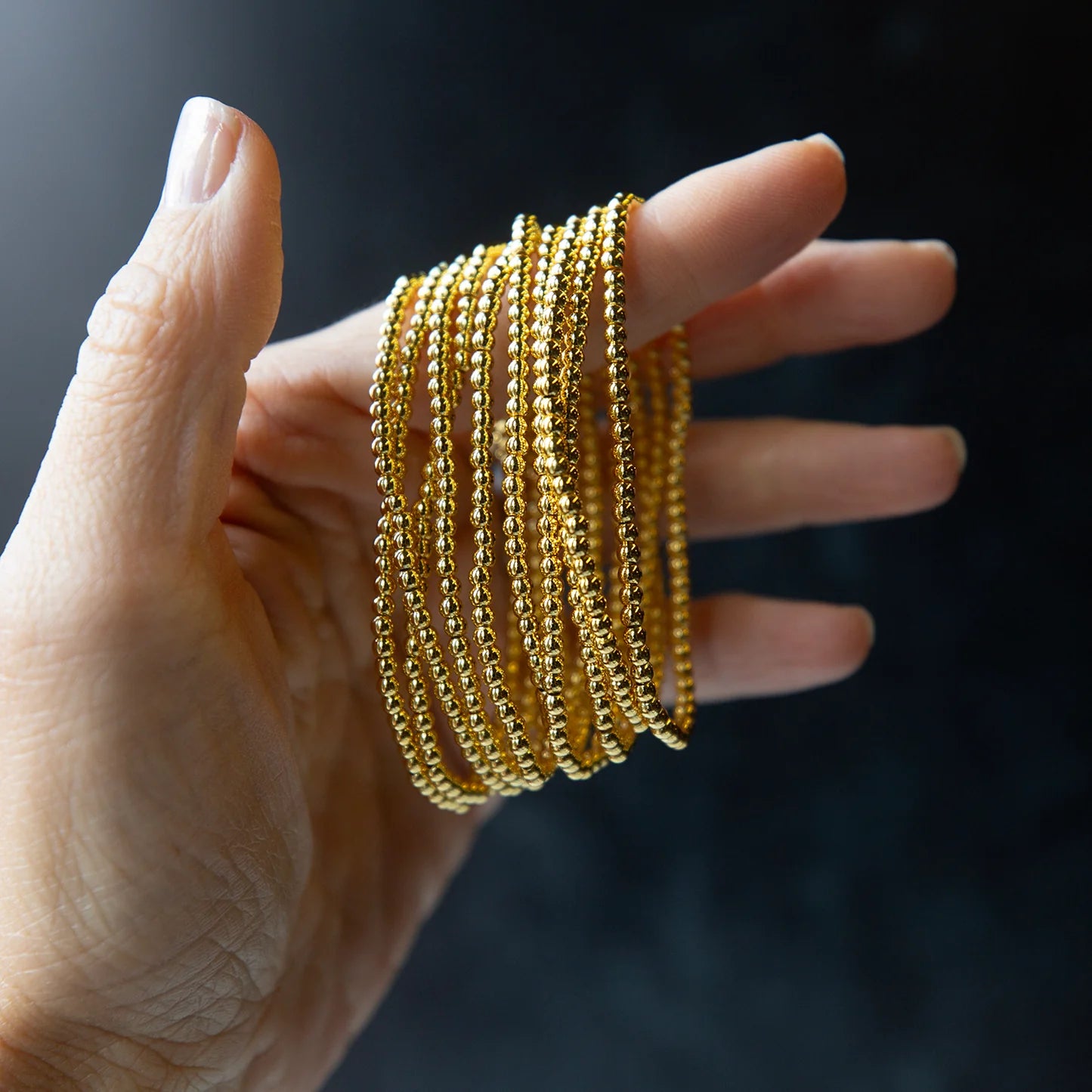 LENNY & EVA 3MM SMOOTH GOLD STRETCH BRACELET