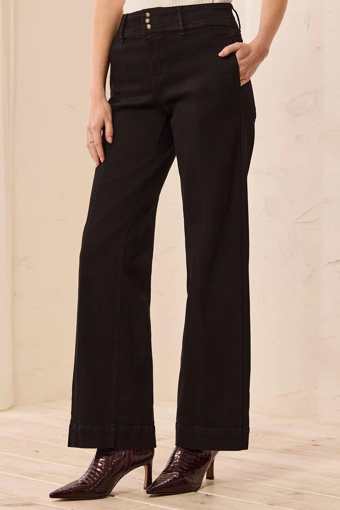 AUDREY HUGGING WIDE DENIM TROUSER