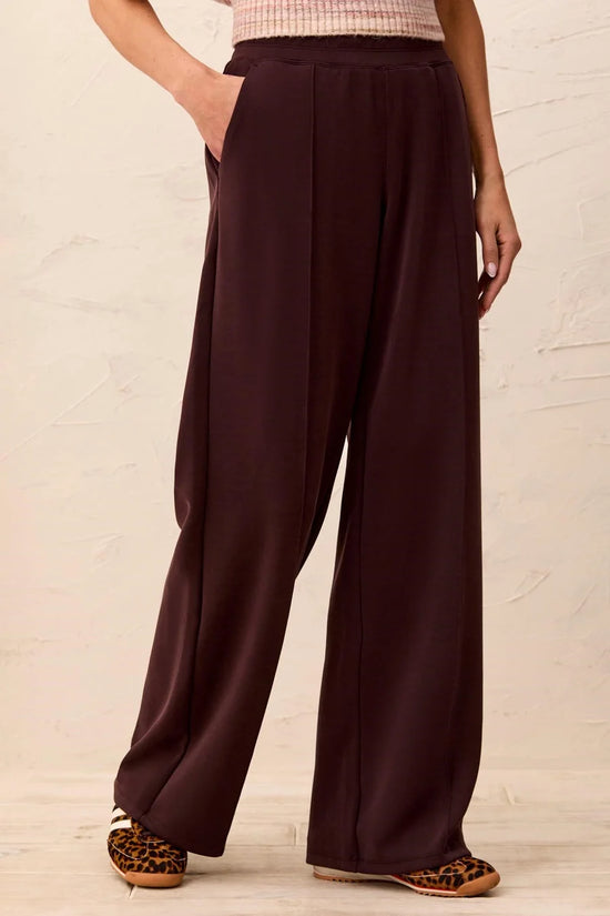 WIDE LEG PANT W/PINTUCKS AND PKTS