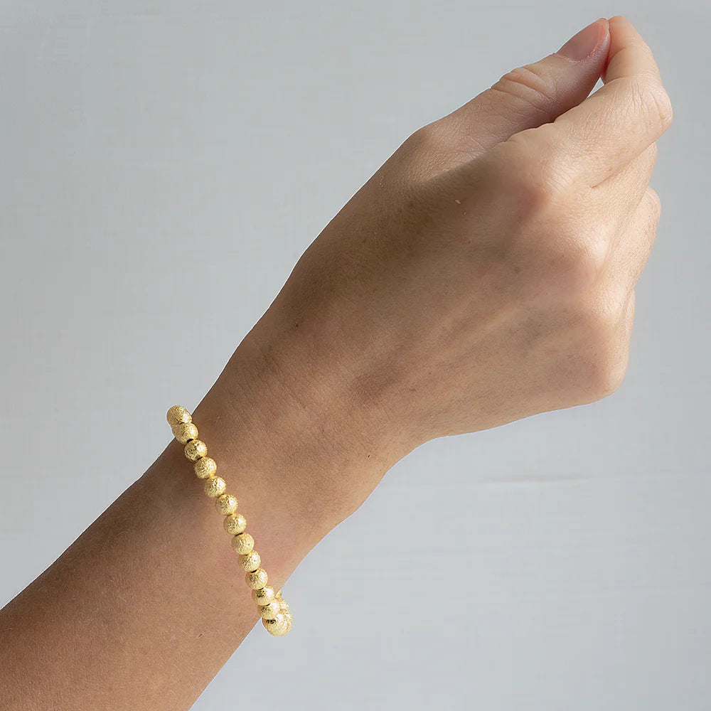 LENNY &EVA 6MM TEXTURED GOLD STRETCH BRACELET