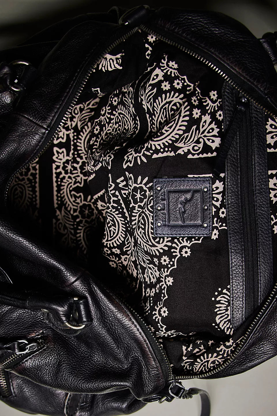 EMERSON LEATHER PURSE