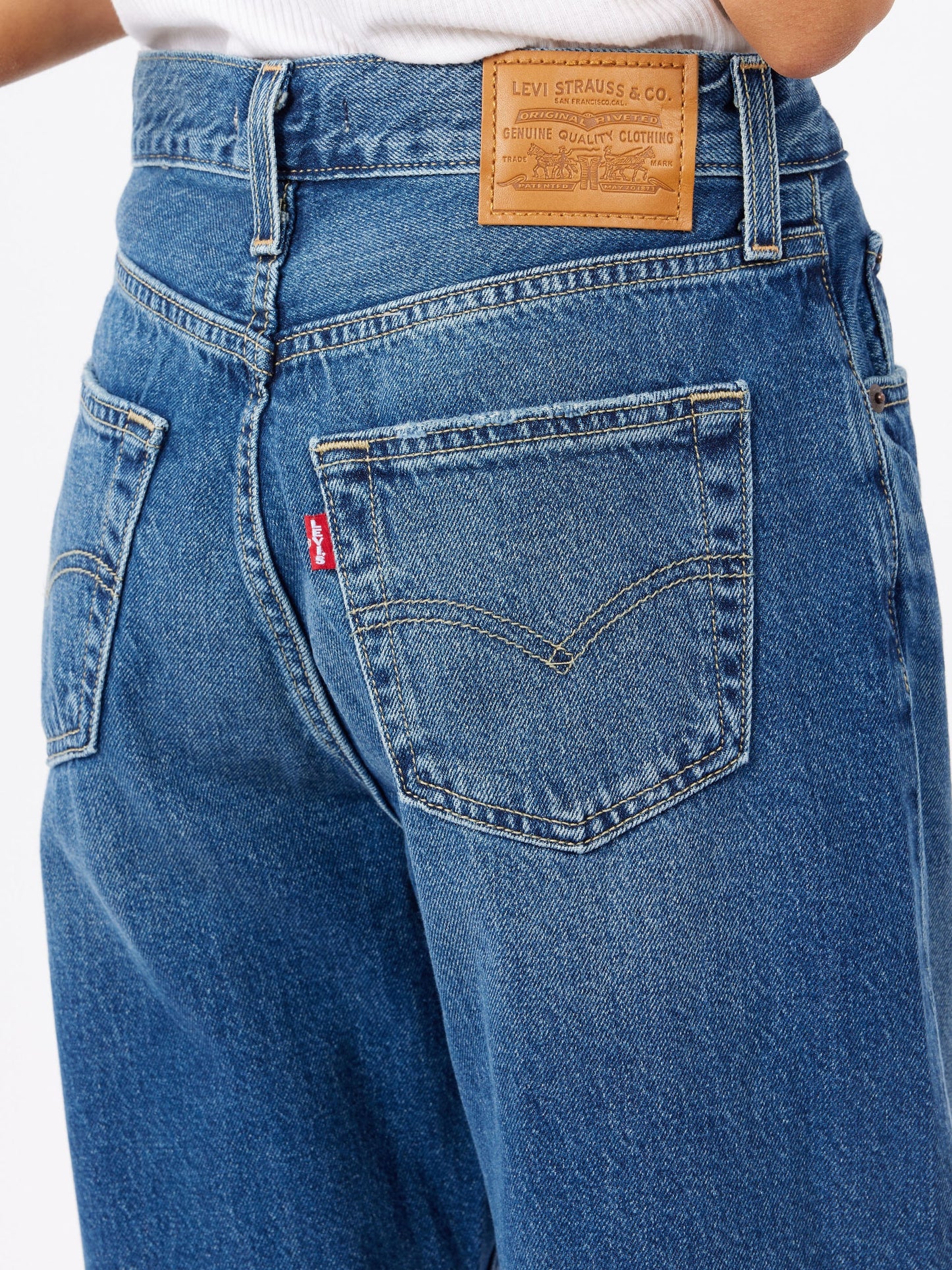 LEVIS EASY DAD JEANS