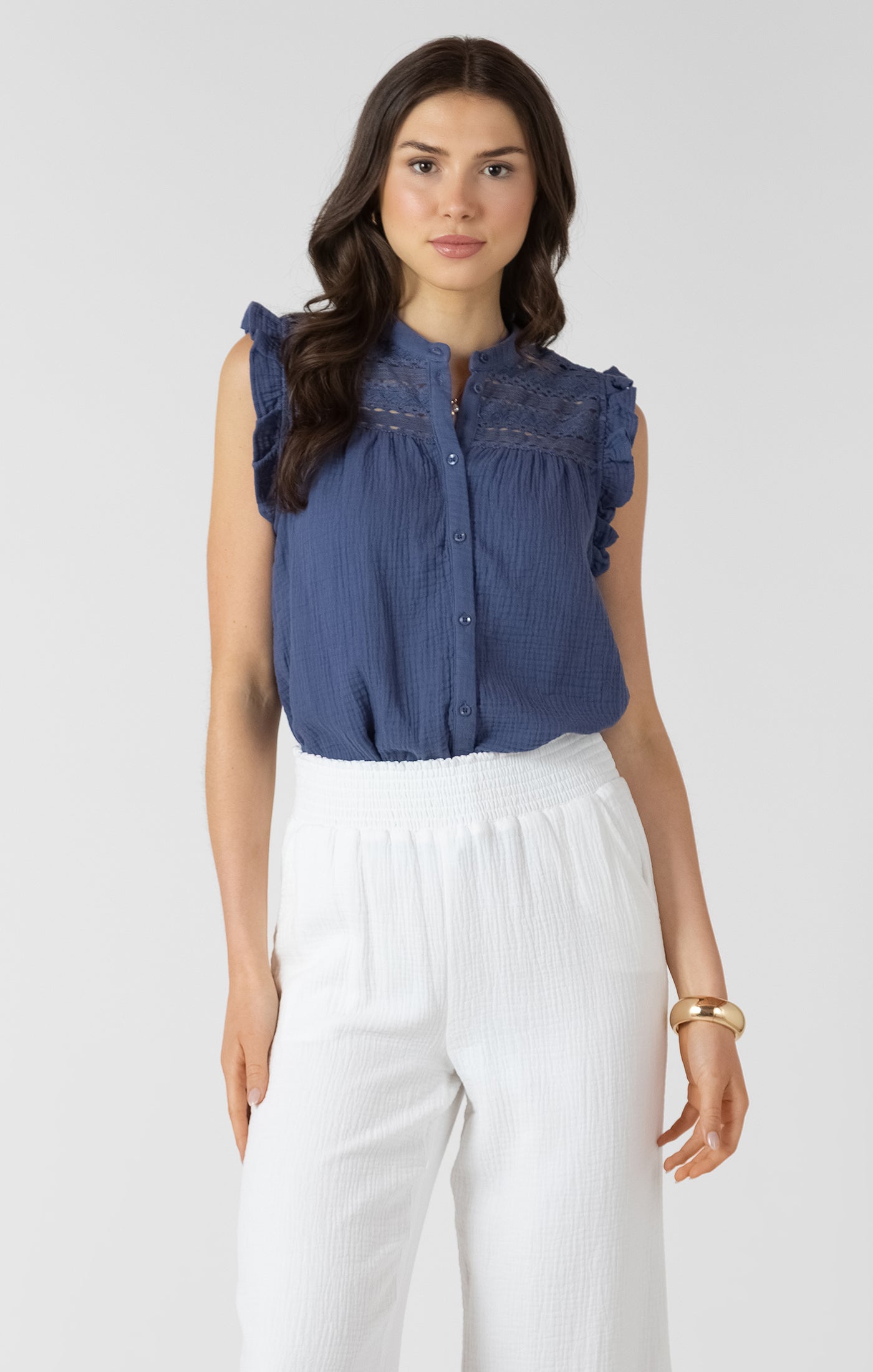 THE IRIS LACE INSERT BUTON FRONT TANK