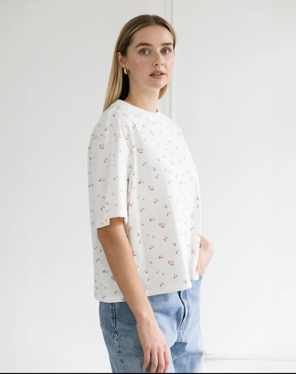 FLORAL BOXY TEE