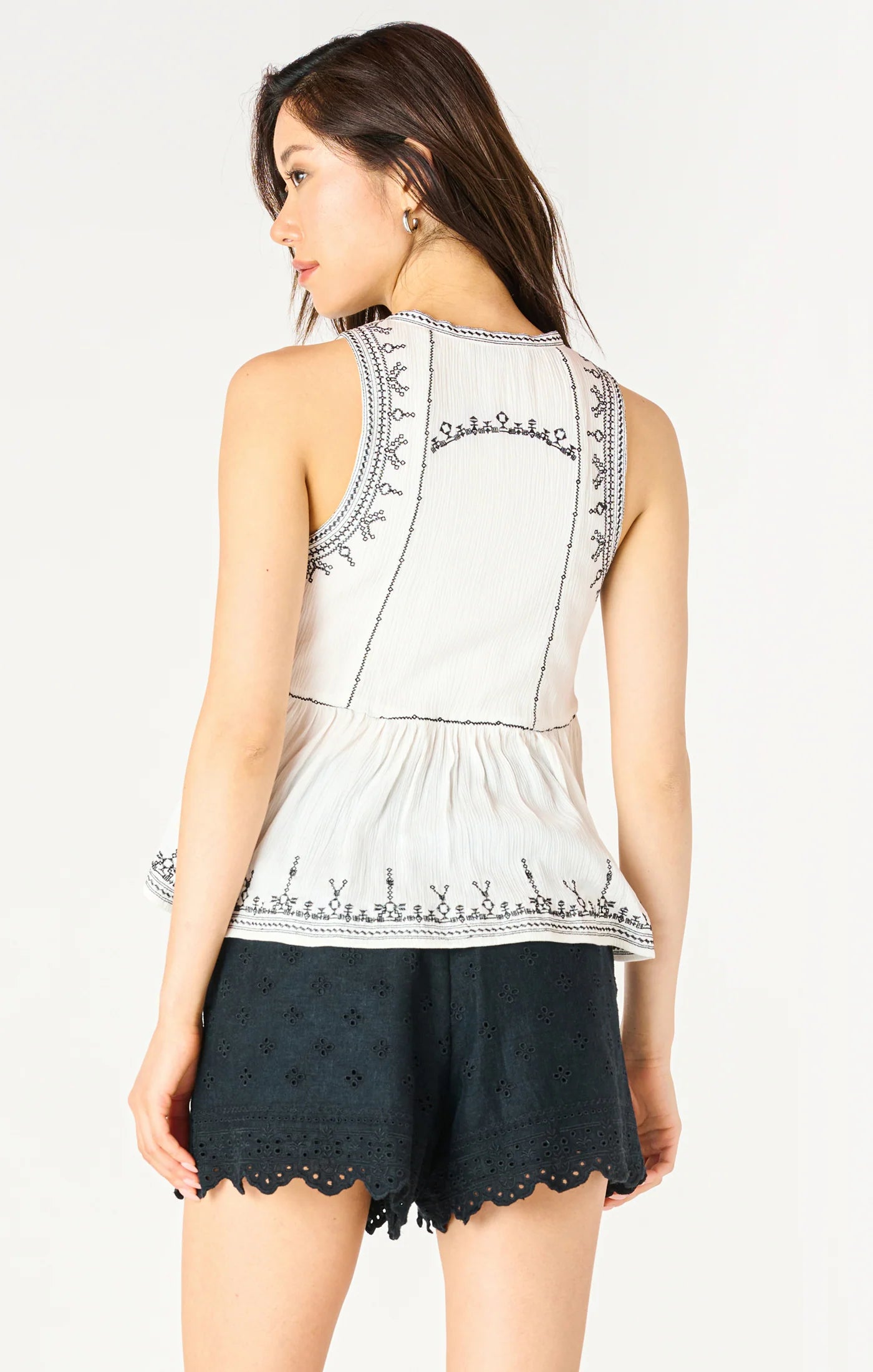 THE BELLE EMBROIDERED TOP 2523508