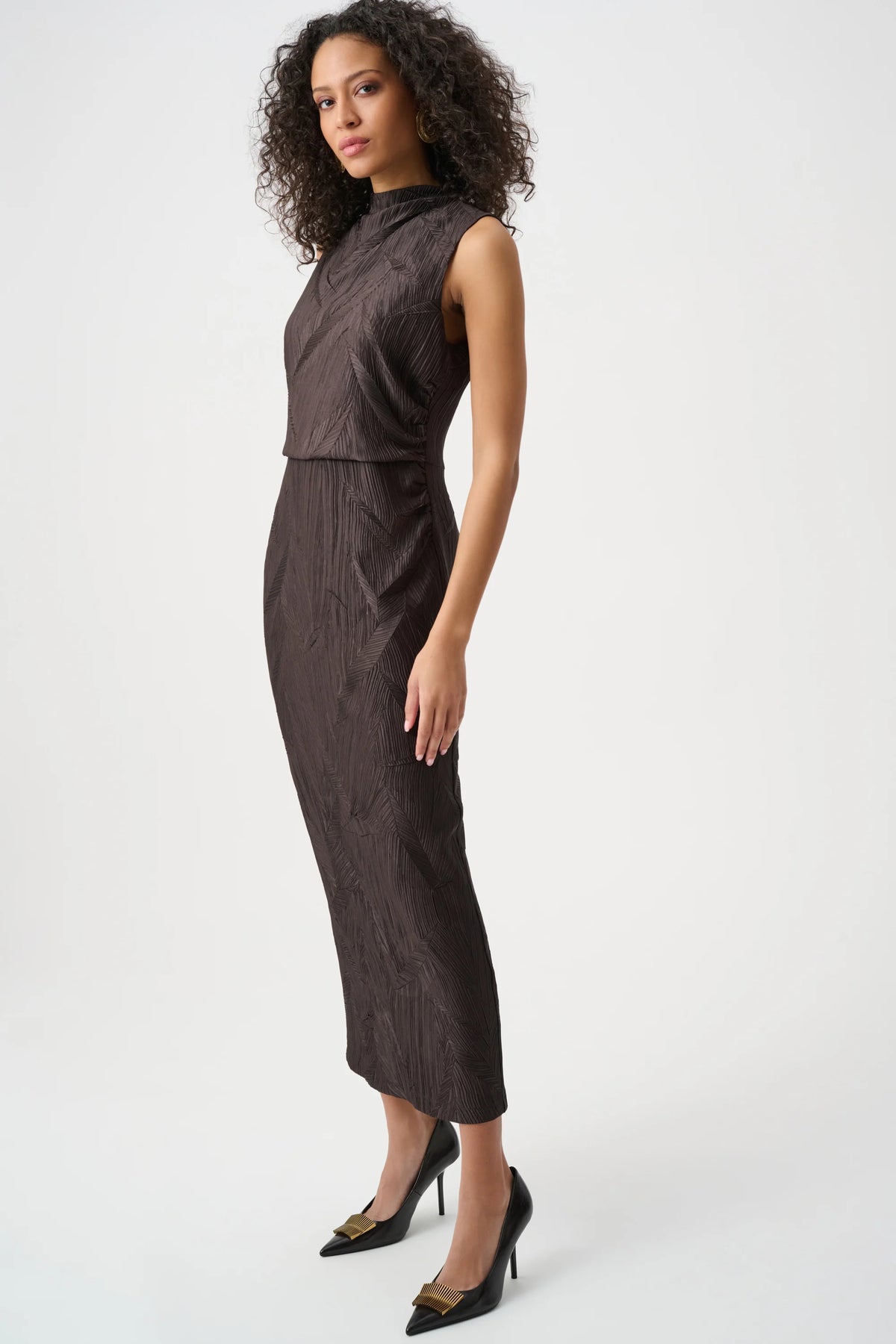 PLEATED SATIN SLEEVELESS MIDI DRESS