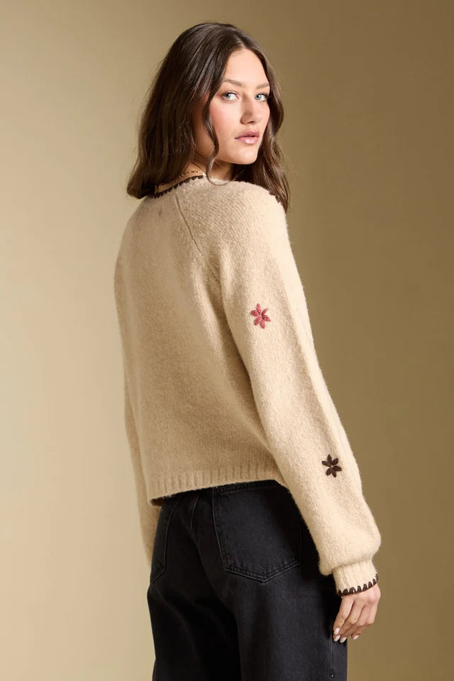 JOSS FLOWER SWEATER