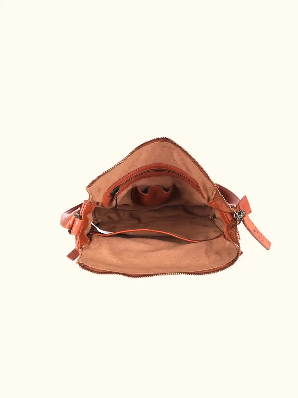 THE SHELLEY LEATHER PURSE