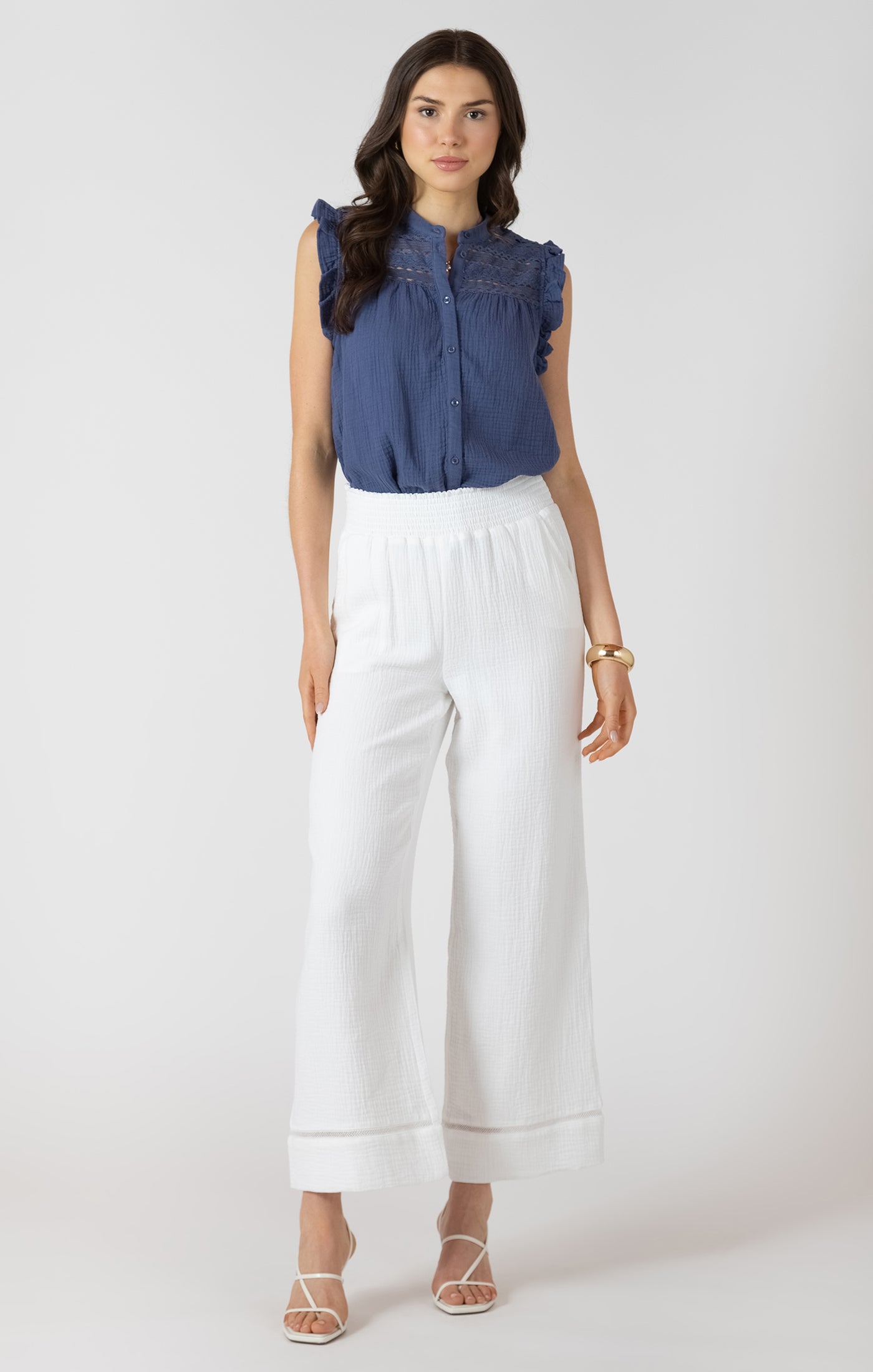 THE IRIS LACE INSERT BUTON FRONT TANK