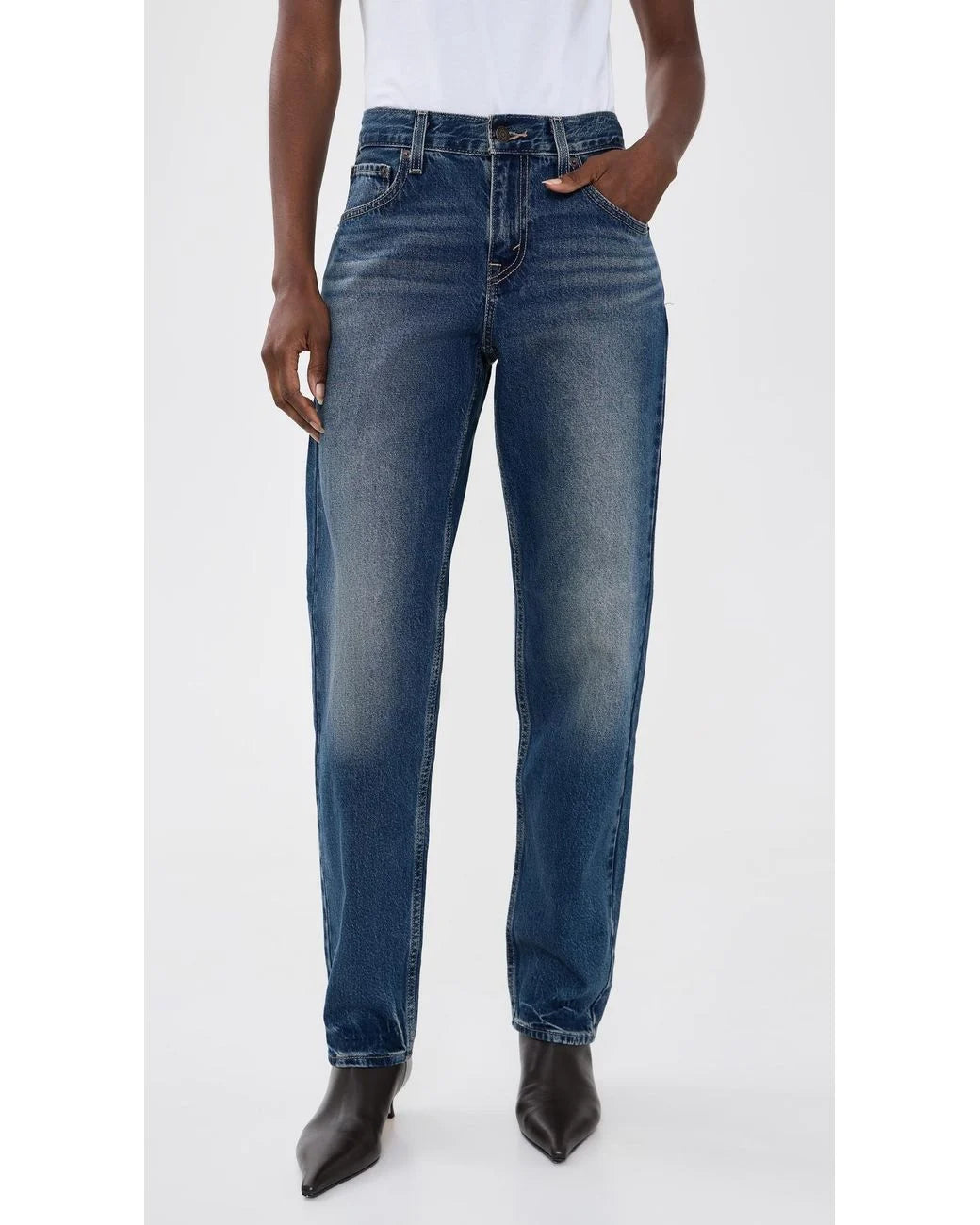 LEVIS  LOOSE TAPER  JEANS