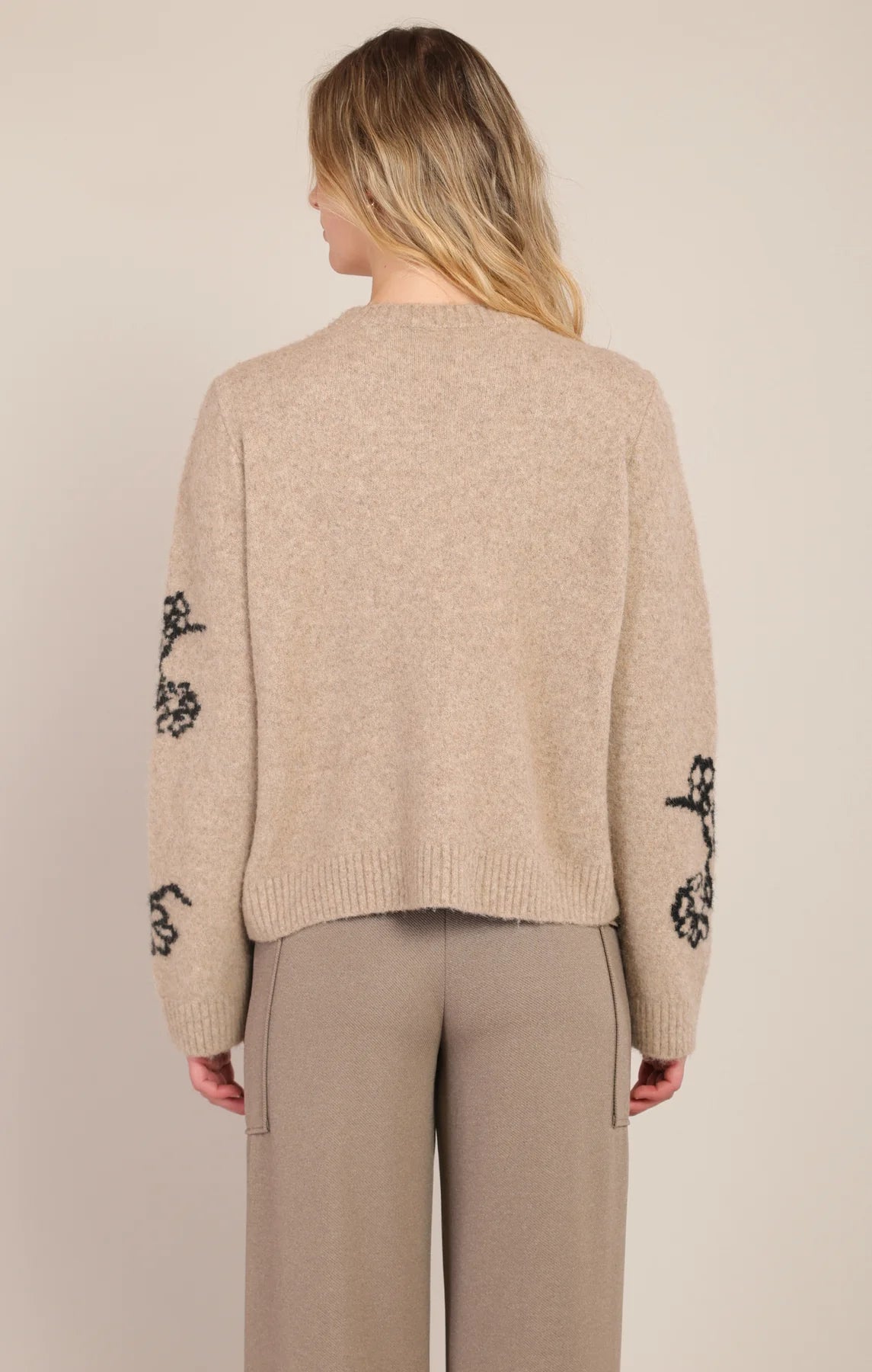 THE RACHELLE FLOWER CREWNECK SWEATER