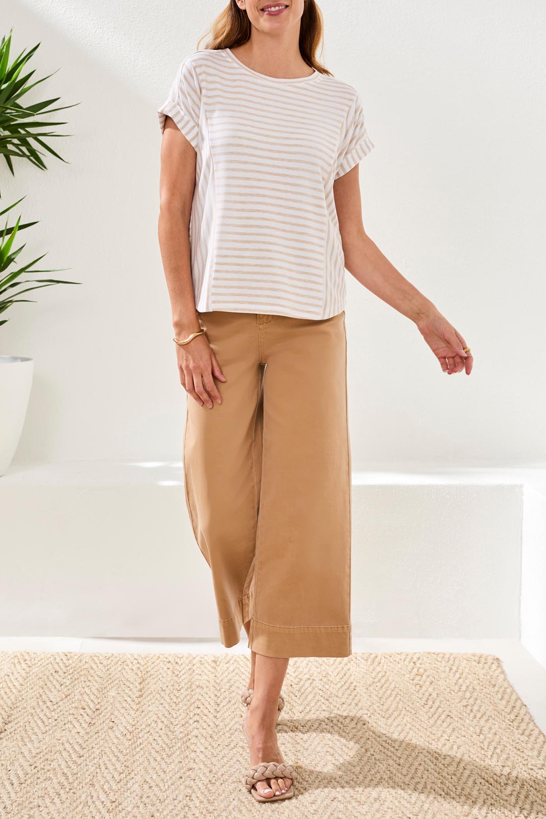 THE MARISSA CUFFED SLEEVED TOP