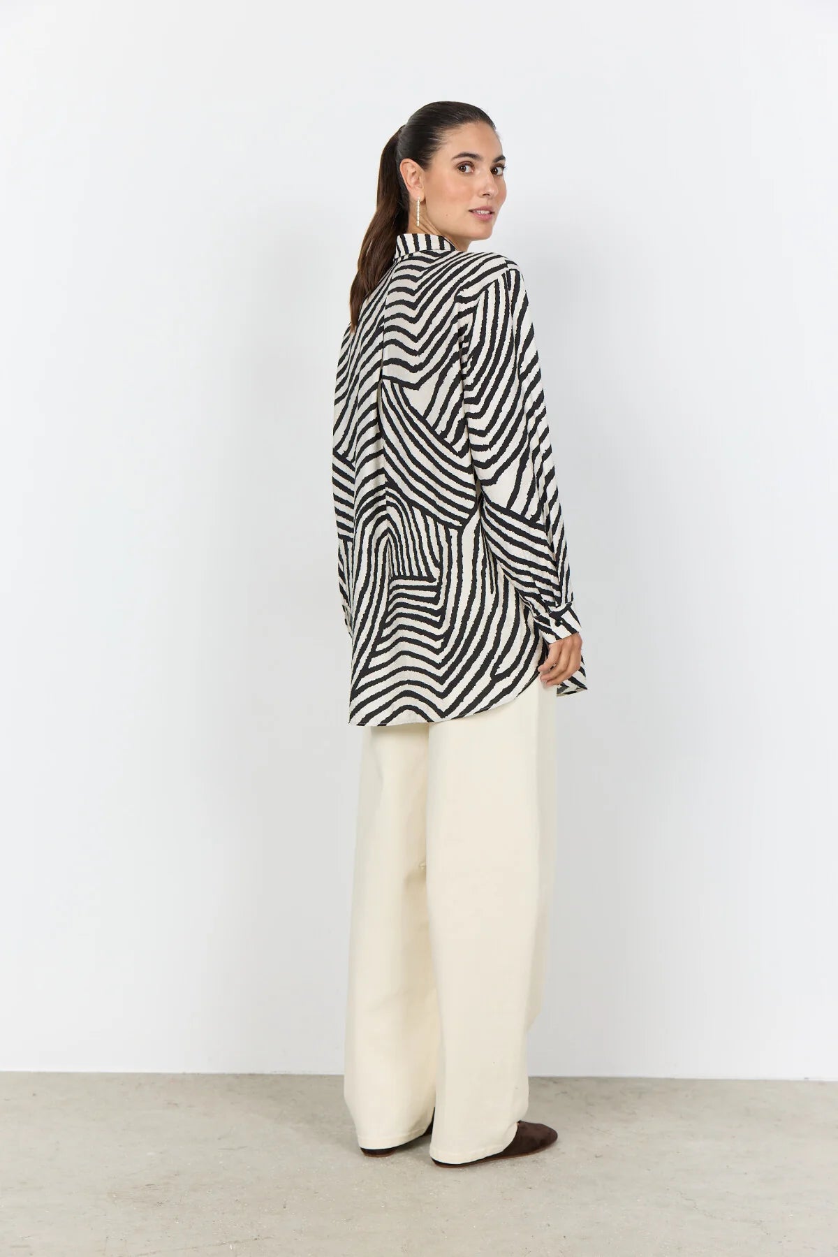 BECCA 2 LONG SLEEVE PATTERN BLOUSE