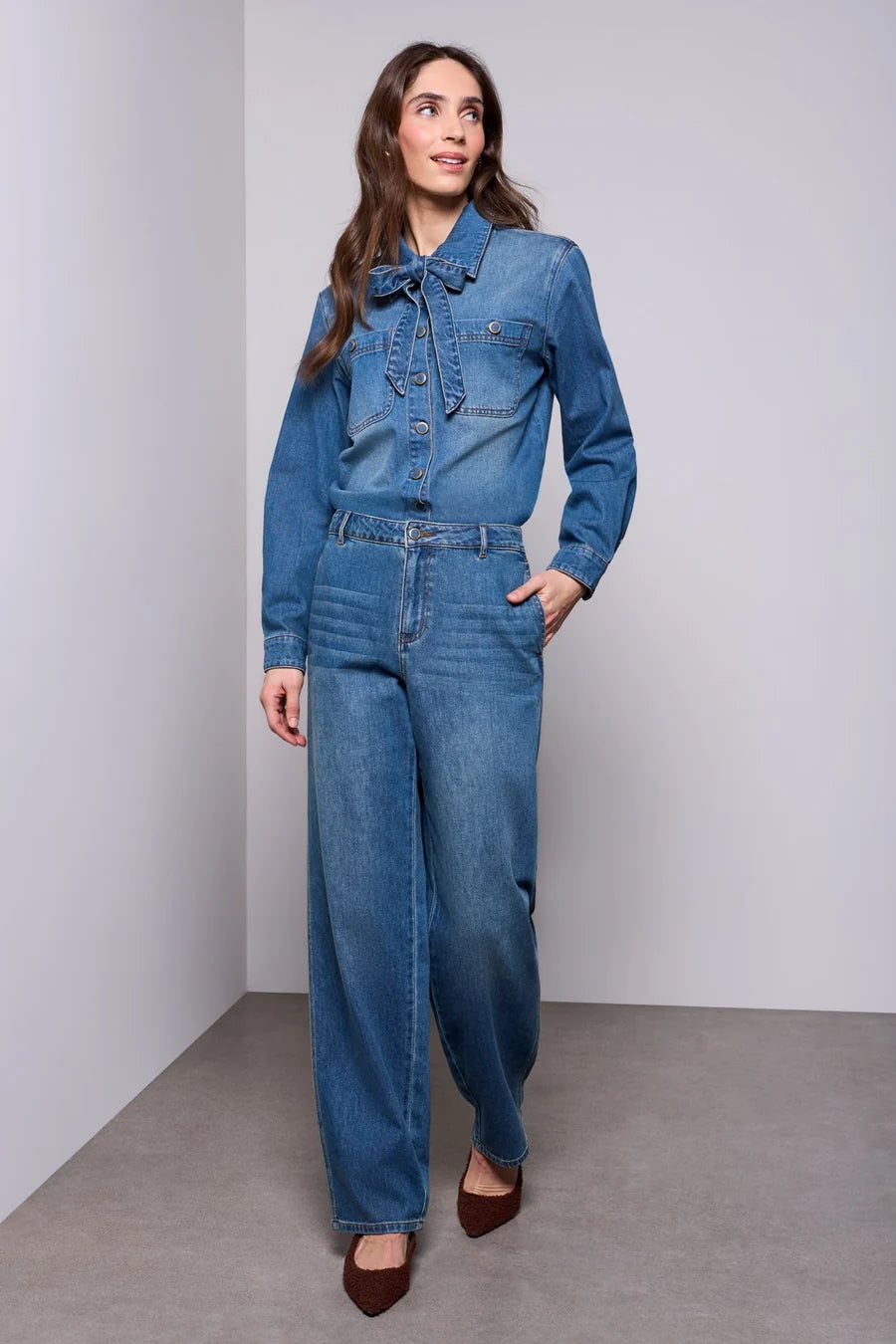 THE MYRA DENIM BLOUSE W/TIE