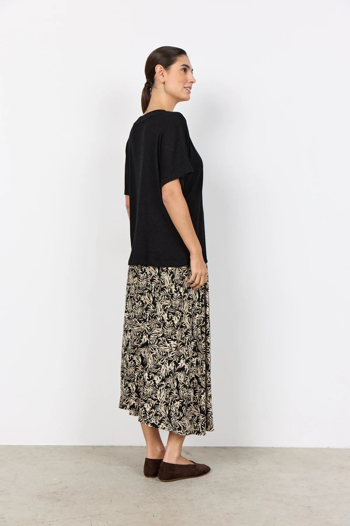 DELIA 1 V NECK TOP
