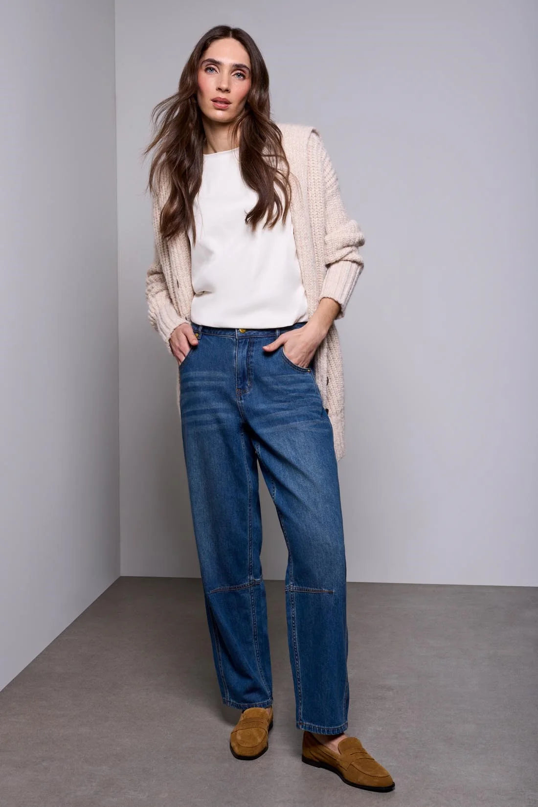 AUDREY GIRFRIEND BARREL DENIM JEANS
