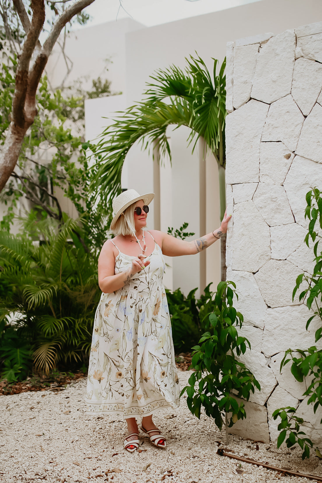 THE KERRY SMOCKED DETAIL MIDI DRESS