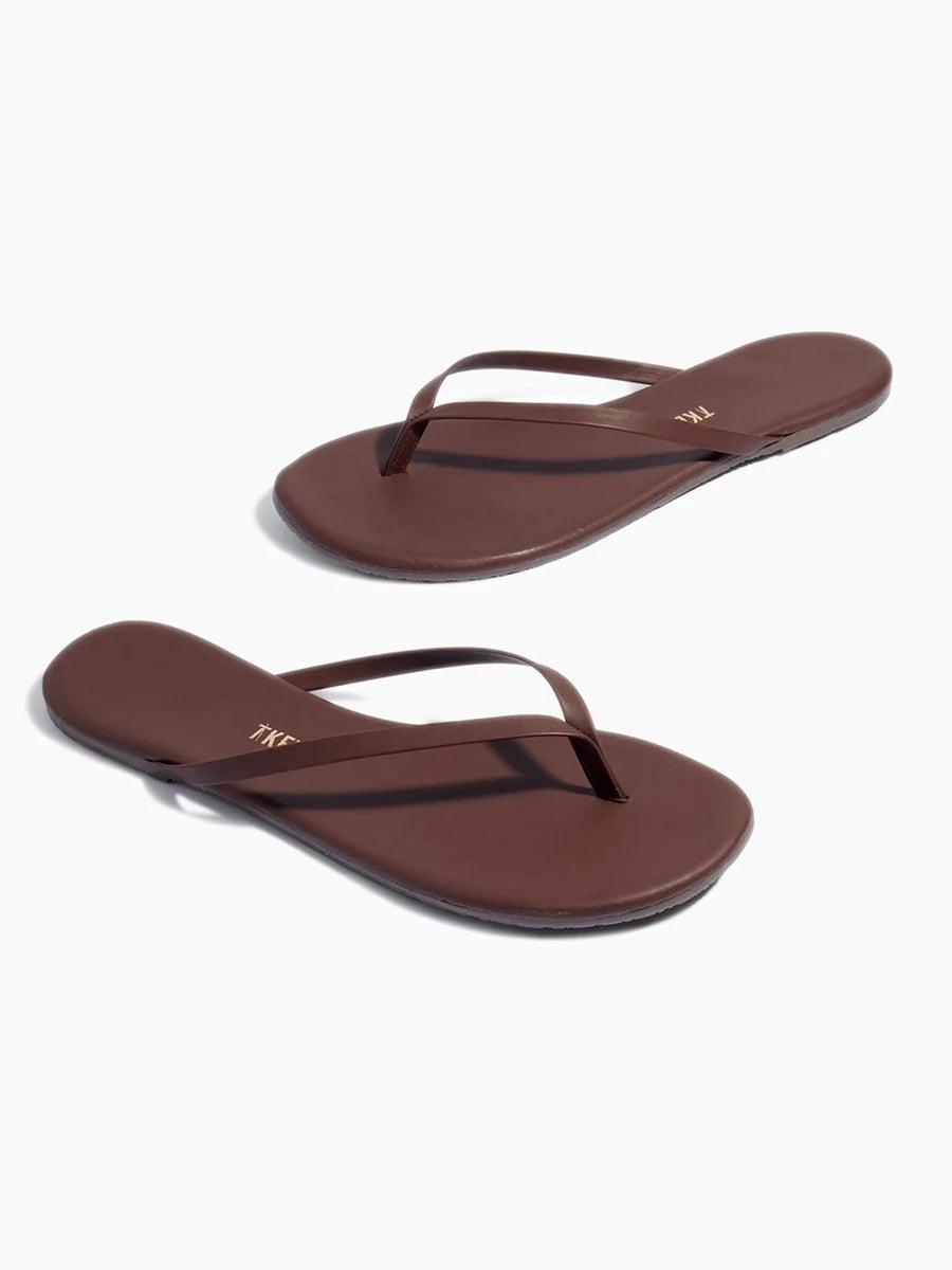 TKEES FOUNDATION MATTE