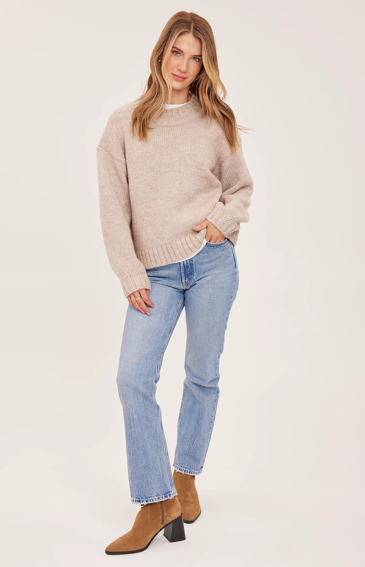 TOVA CREWNECK SWEATER