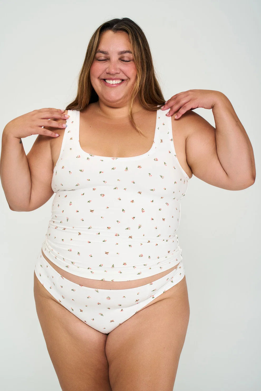 HUHA LOW PROFILE THONG PATTERN