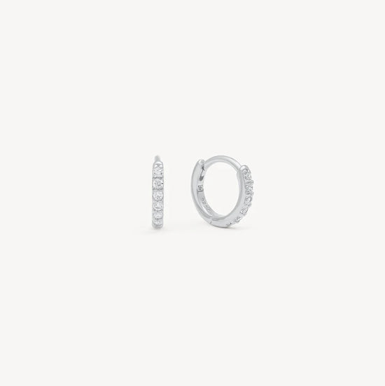 HILLBERG EXTRA SMALL PAVE HOOP