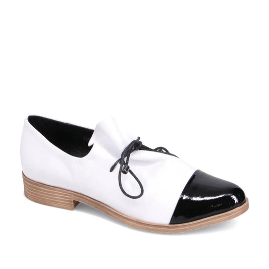 KOTTY LOAFER BY DJANGO AND JULIET