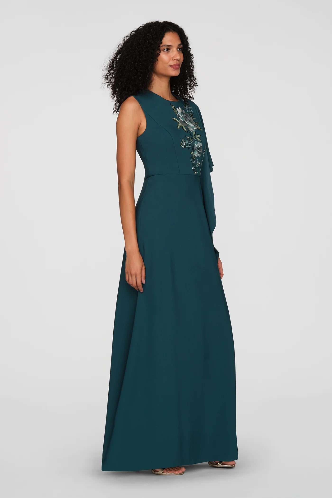 ALISHA GOWN