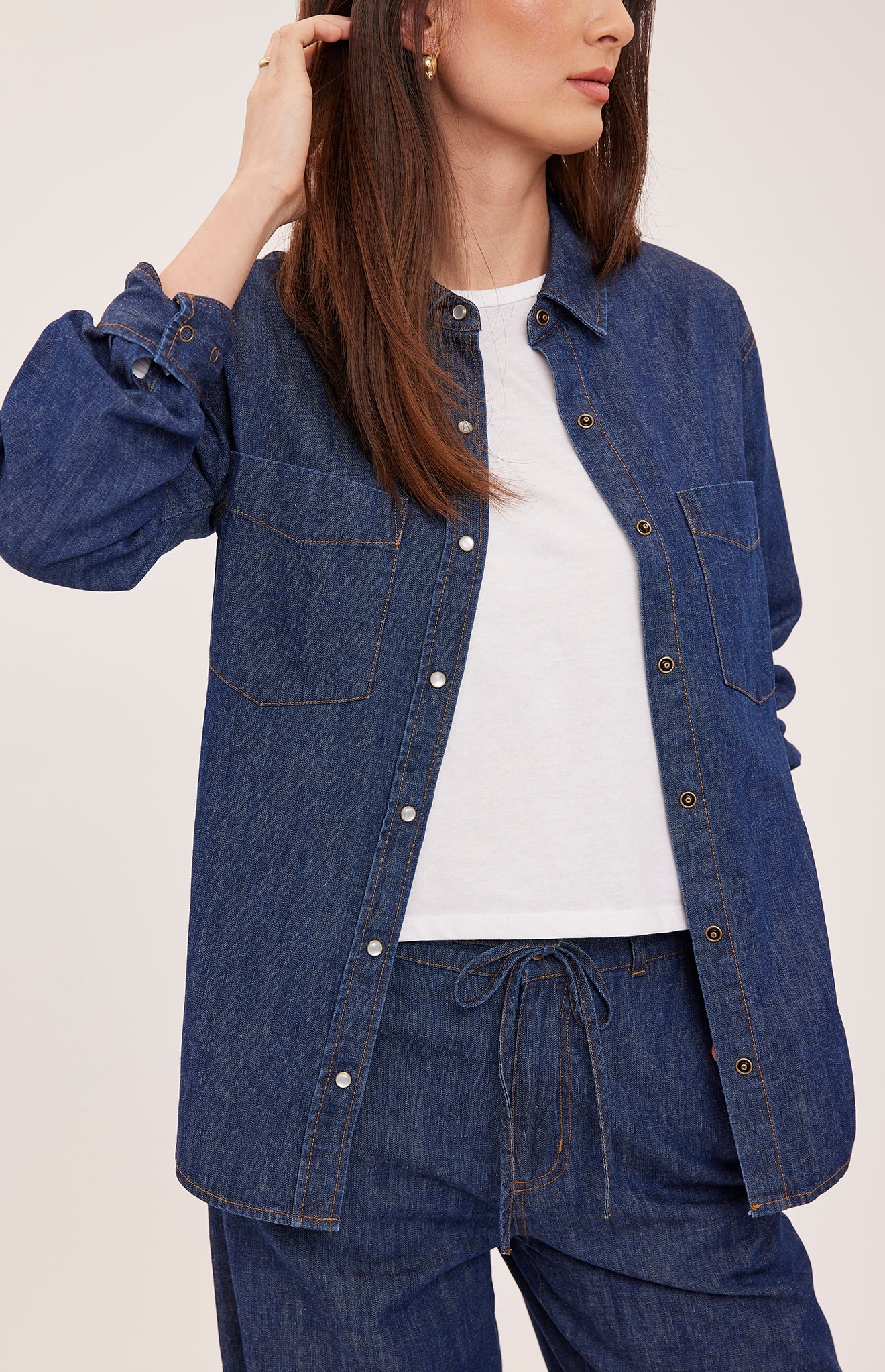 GRIFFIN BUTTON UP DENIM SHIRT
