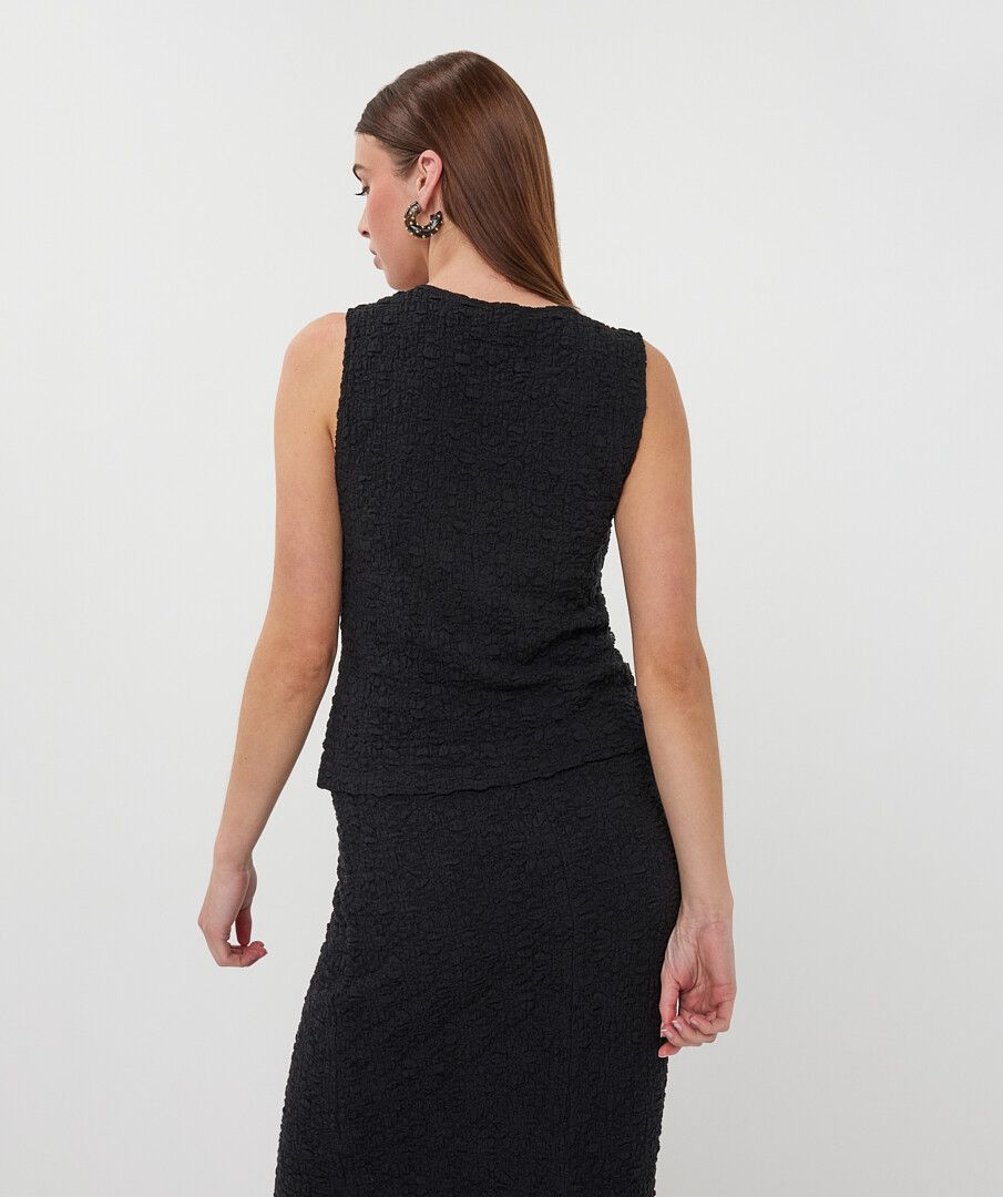 GILLY VEST