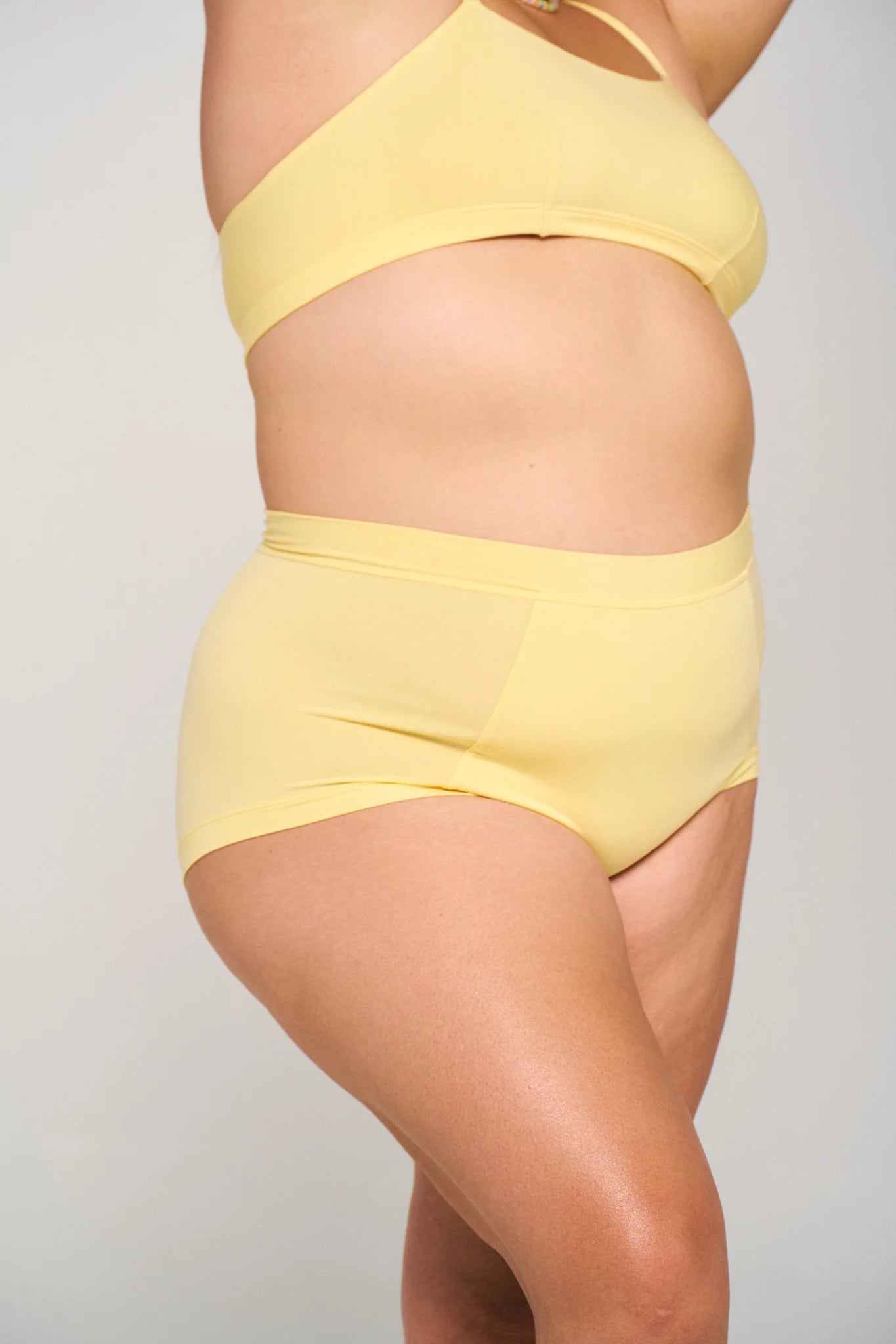 HUHA BRIEF VACATION COLLECTION