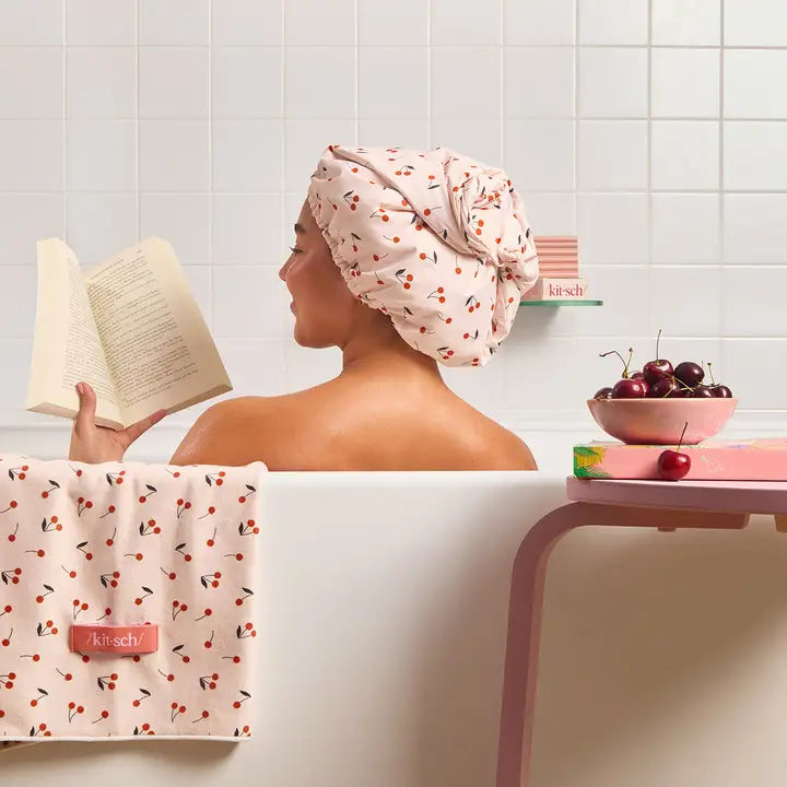 SATIN LINED SHOWER CAP