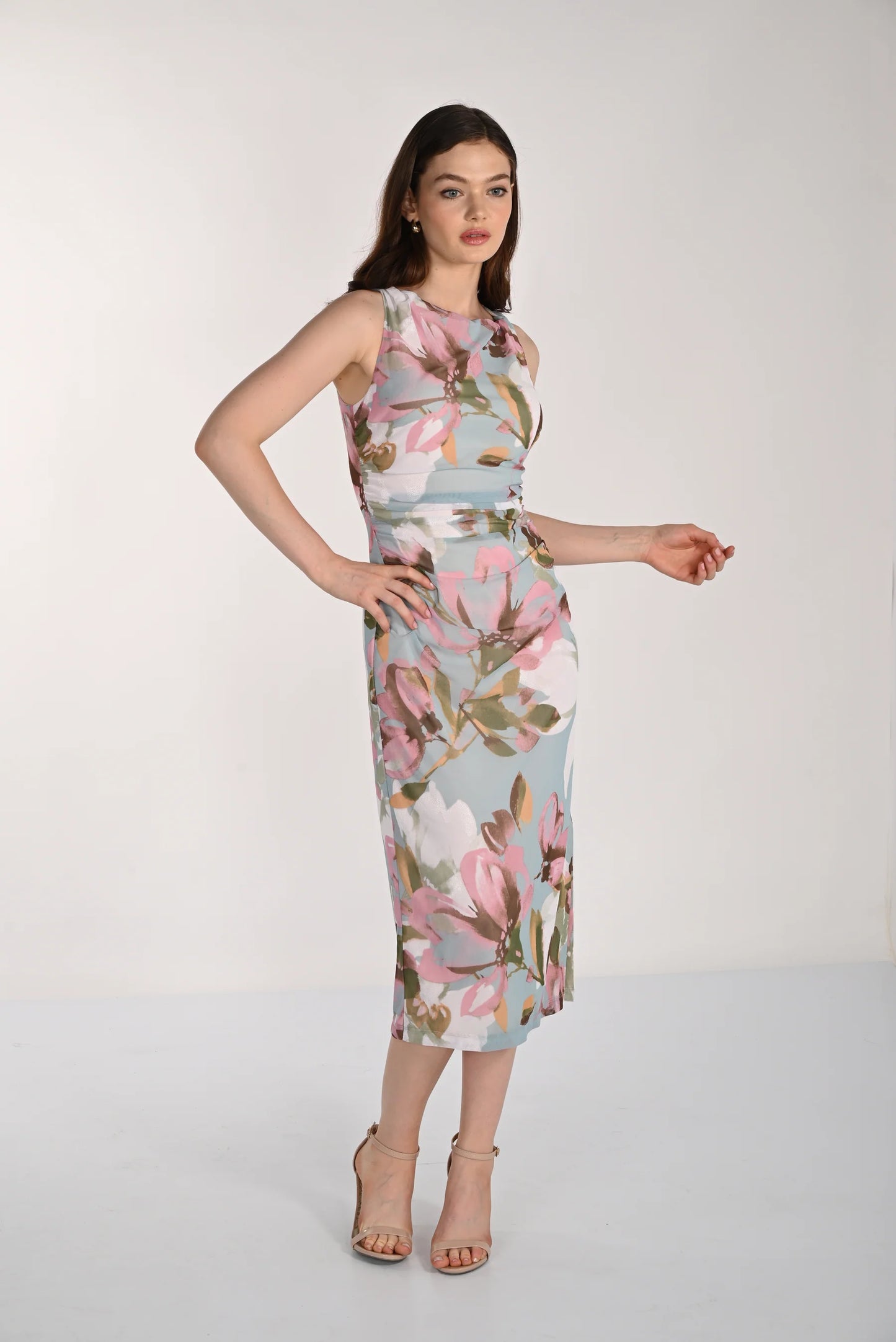 FLORAL SLEEVELESS BODYCON DRESS