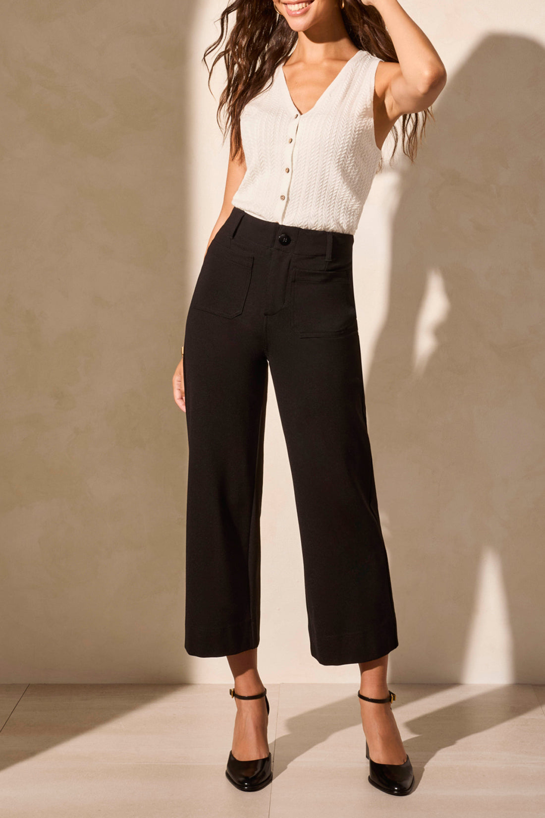 HIGH RISE CAPRI W/POCKETS 2221O