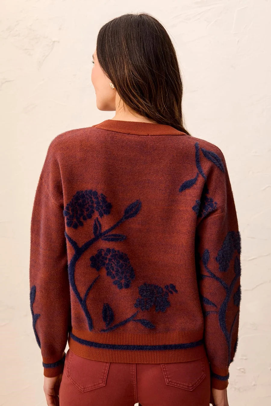 THE TARA CREW NECK FLOWER SWEATER