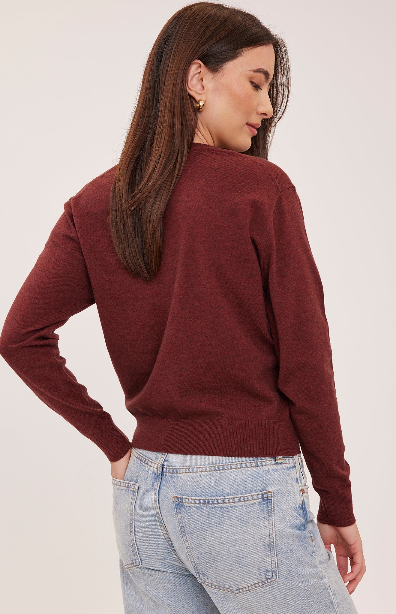 CARINA V NECK PULLOVER