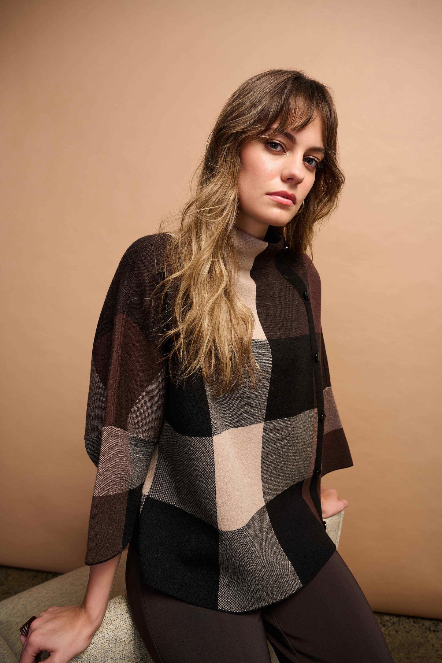 PLAID BOXY SWEATER W/ FUNNEL NECK