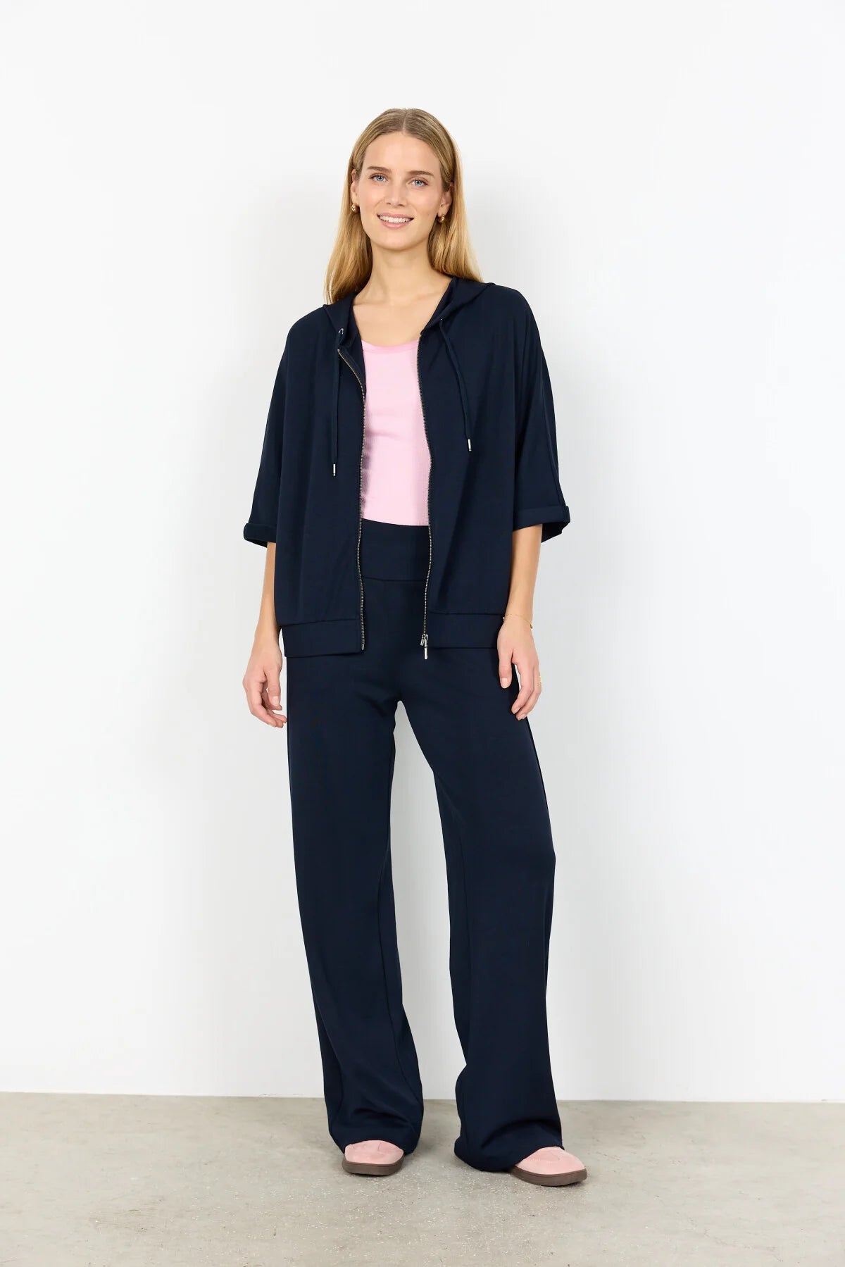 BANU 282 S/S ZIP UP HOOD SWEATER