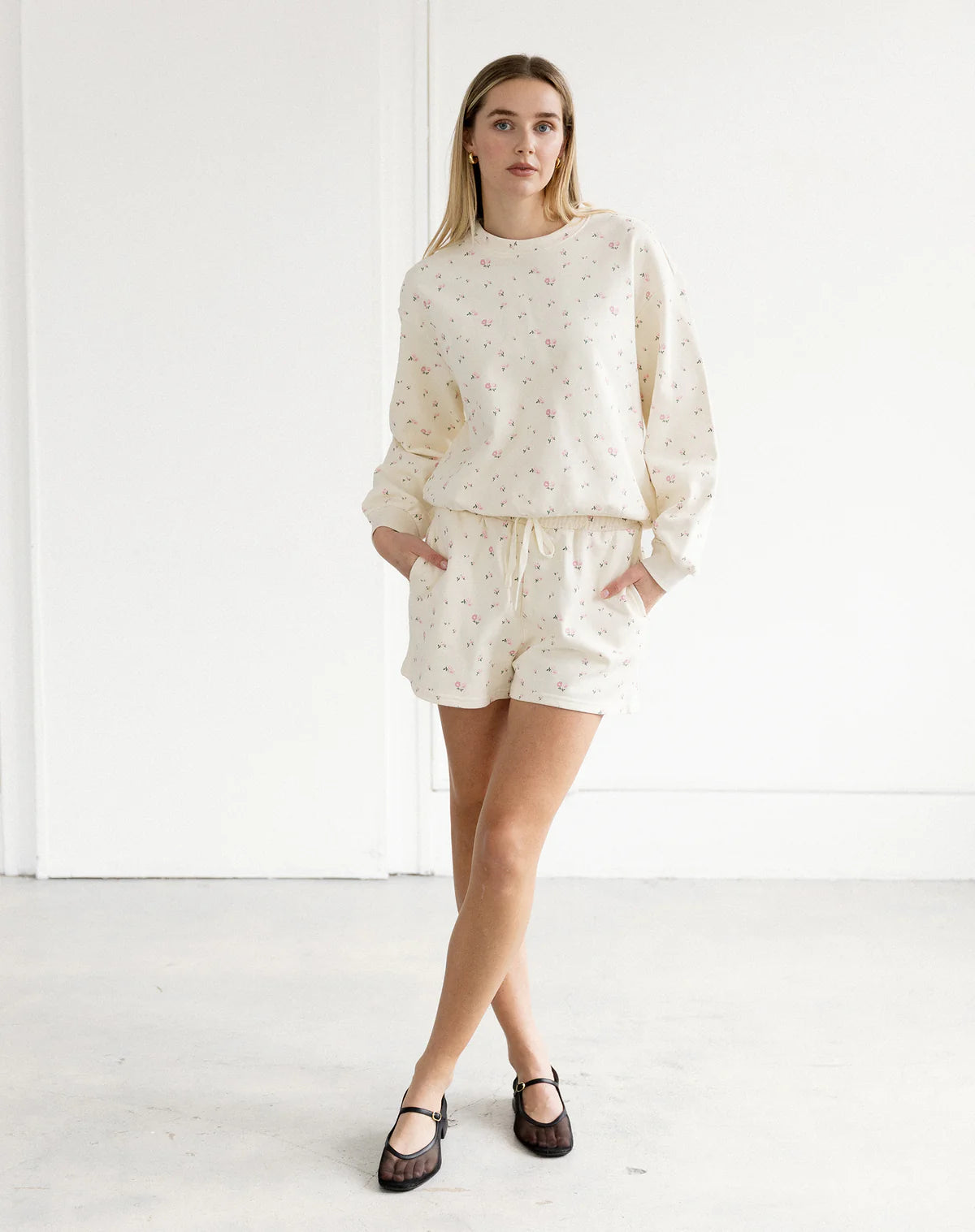 LITTLE SISTER FLORAL SHORT