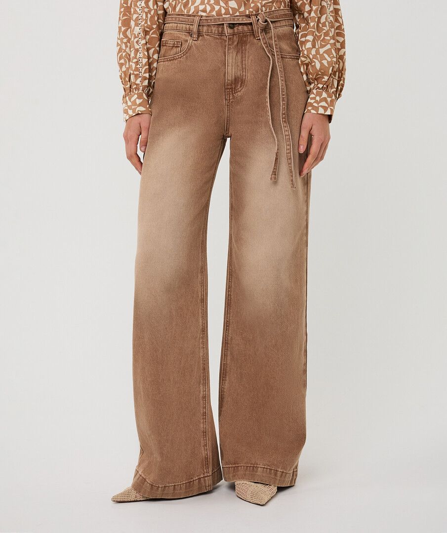 THE HARTLEY  COLORED WIDE LEG BELTED JEAN